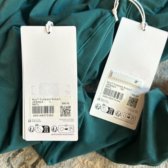 NWT LULULEMON Wundermost Ultra-Soft Nulu Turtleneck Bodysuit - Picture 5 of 5